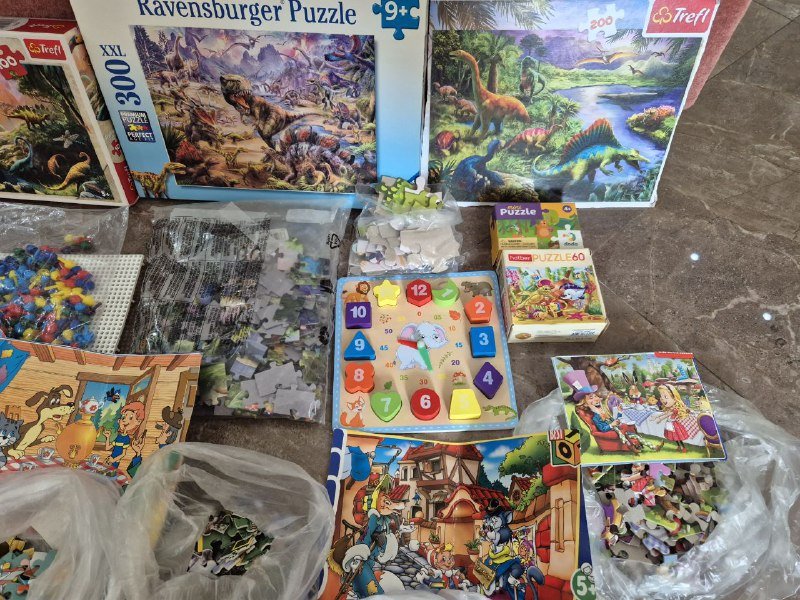 Детские пазлы, мозаика и деревянные часы набором