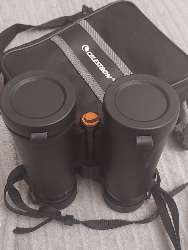 Celestron Outland X 10X42 binoculars 4