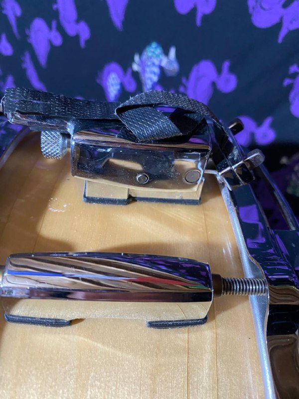 Тарелка Sabian Ride, малый барабан Pearl, педаль для бочки 5