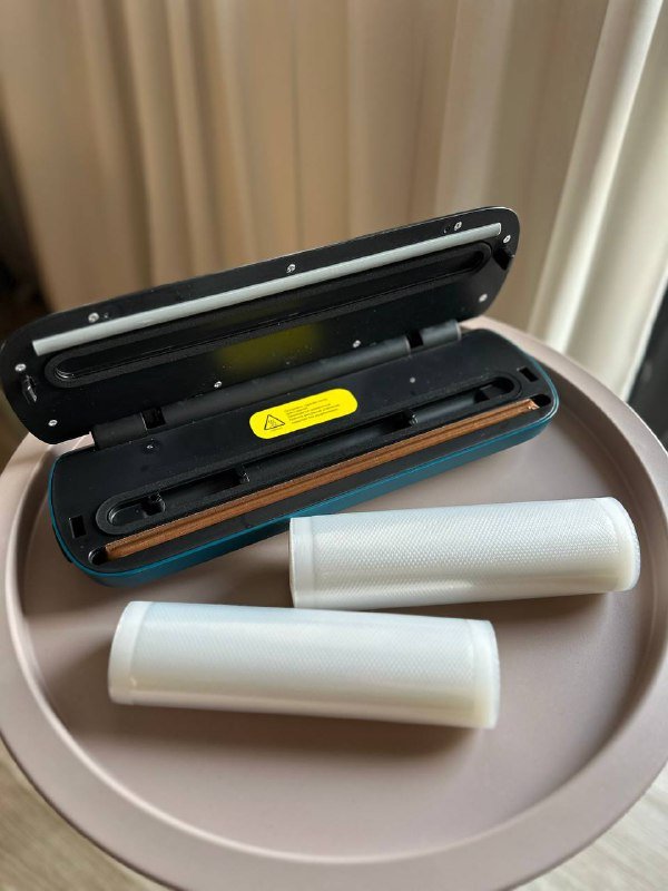 Вакууматор для продуктов с пакетами 20 см