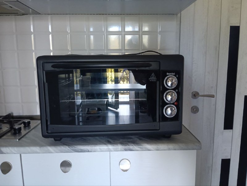 Электрическая духовка franko 50 л с конвекцией