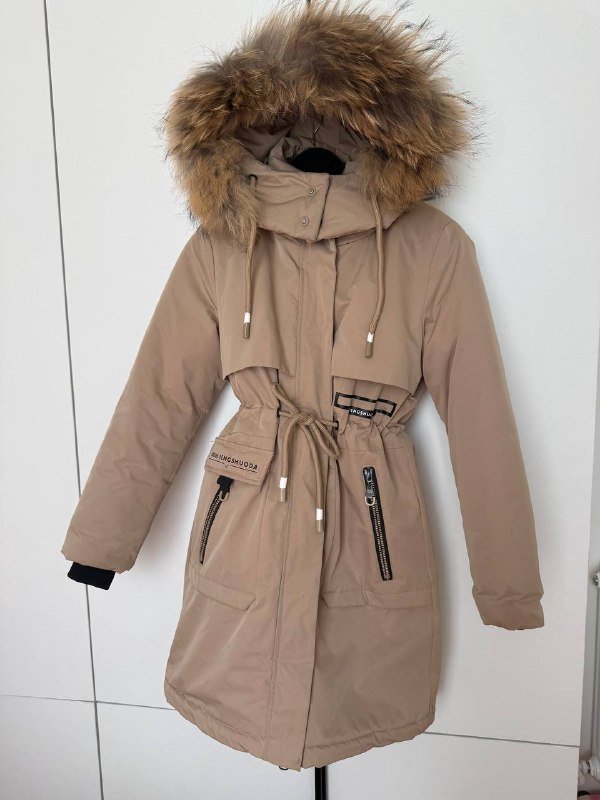 Новый пуховик парка размер S 150-160 см