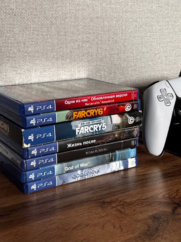 Игры для PS4: The Last of Us, Far Cry 5 Deluxe, Far Cry 6, Days Gone, Shadow of Mordor, God of War 1, God of War Ragnarök