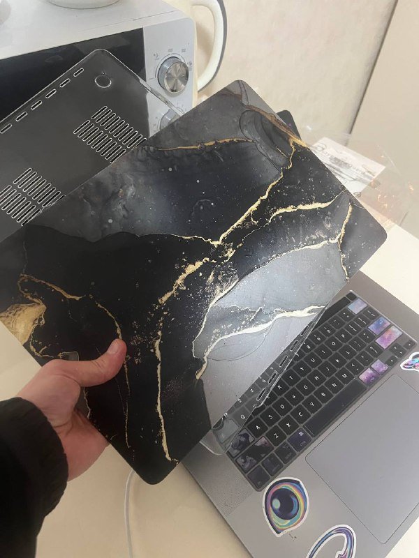 MacBook Pro 2019 16" Intel Core i7 16GB RAM 4GB GPU 6