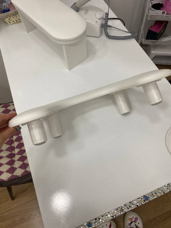 Маникюрная подставка для рук 4