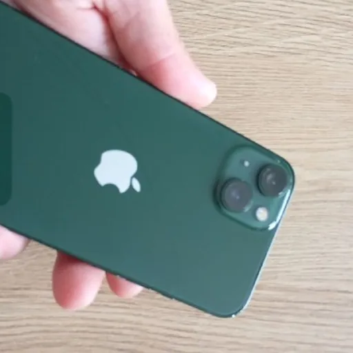 iPhone 13