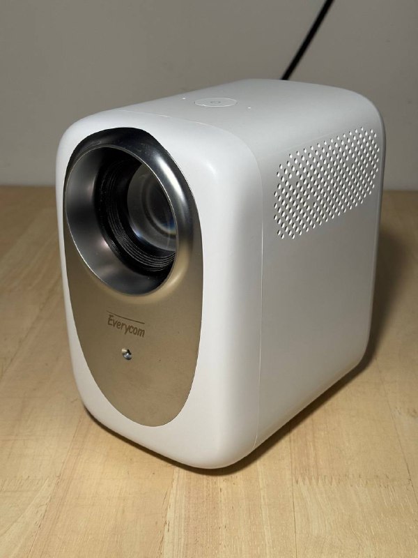 Проектор Everycom R11 1080P