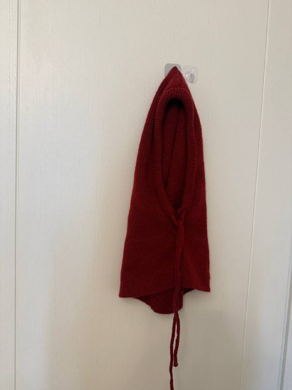 Платок из пашмина, кепка USPA, шапка-капюшон, пуховик, накидка, кожаный плащ, куртка короткая Bershka 4