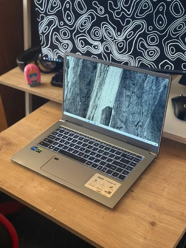 MSI Prestige 15 1