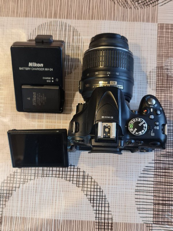 Камера Nikon D5200 с объективом 18-55mm 7