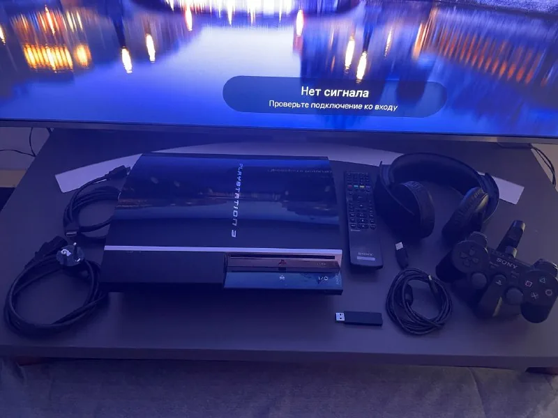 Playstation 3 консоль 240GB, геймпад, наушники 1