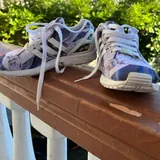 Кроссовки Adidas 1