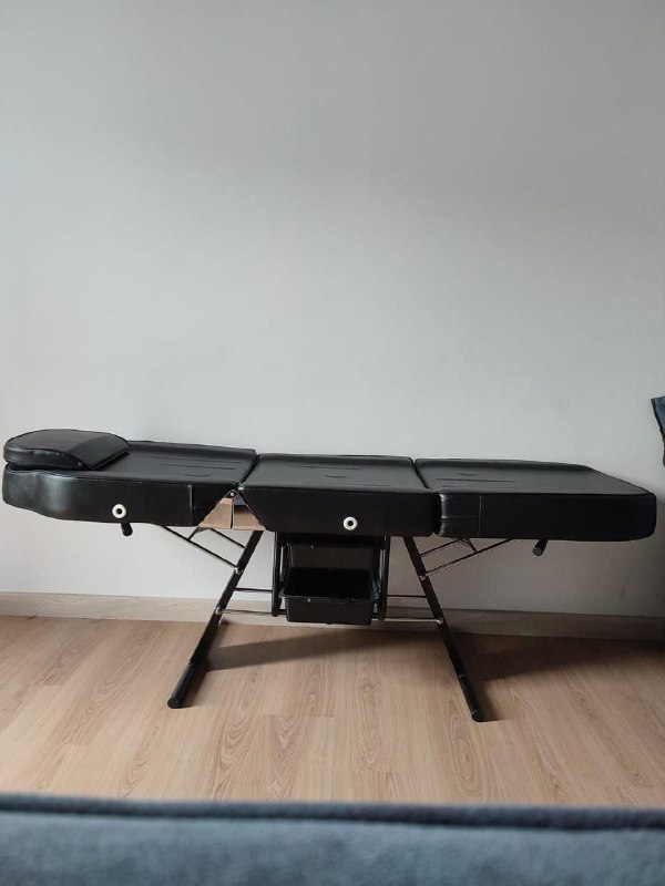 Косметологическая кушетка для педикюра 4