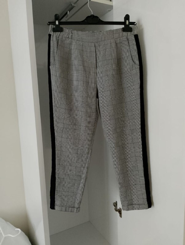 Обувь на 37 размер, шорты XL, джинсы и брюки M 5