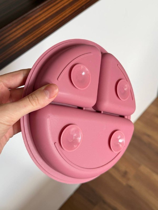 Тарелка для малышей на присосках и две ложки 2