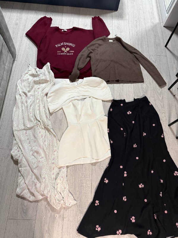 Женская одежда брендовая S-M весь комплект