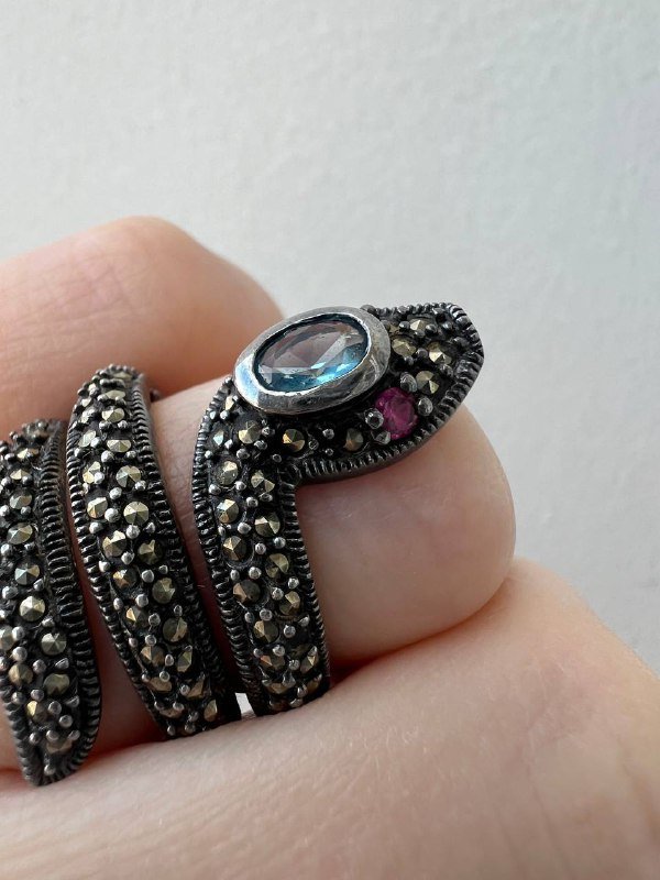 Кольцо Змея серебро с топазом и рубинами 3