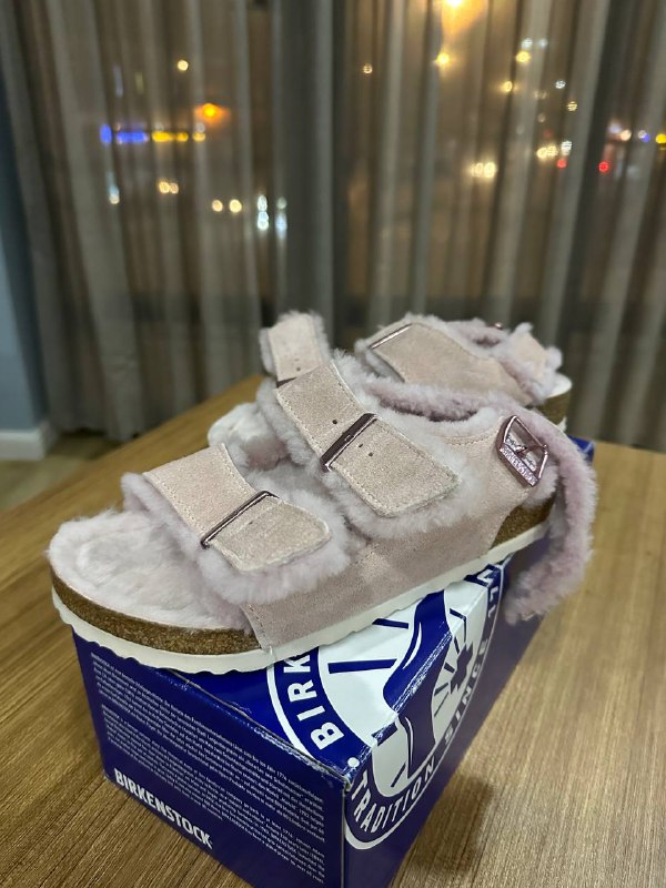 Женские босоножки Birkenstock