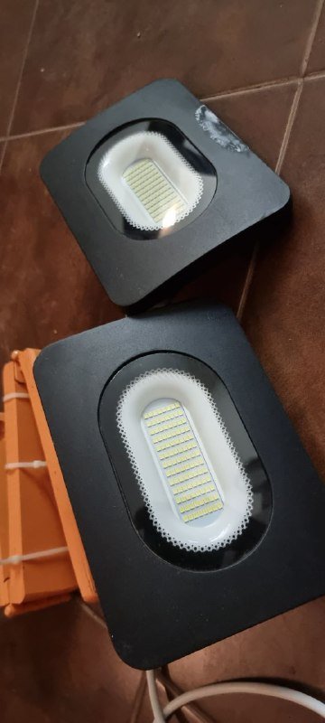 LED прожектор 50W 2