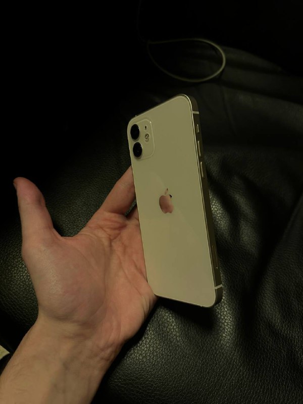IPhone 12 128Gb белый
