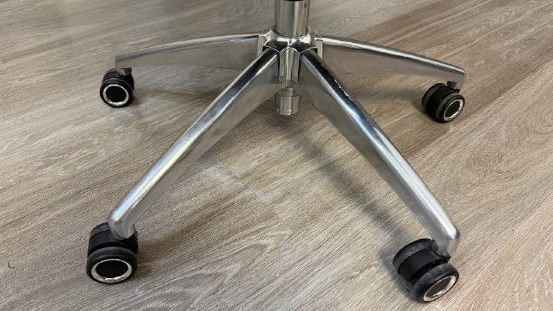 Компьютерный стул с усиленной крестовиной 4