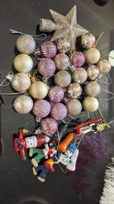 Маленькая ёлочка с гирляндой и украшениями 50 см 2