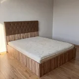 Двуспальная кровать с матрасом 1