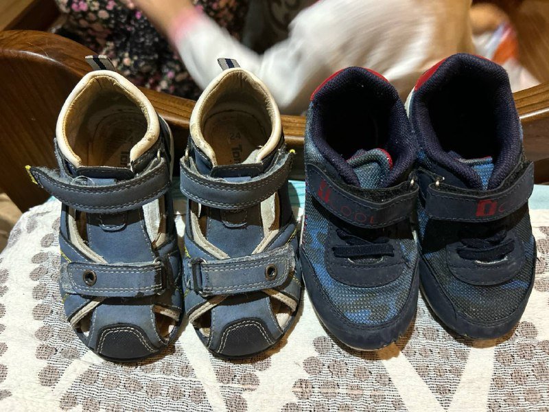 Детская обувь, отдам даром