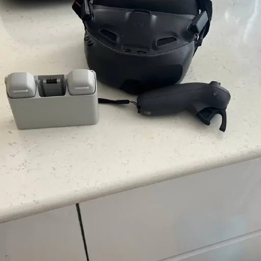 Очки и джойстик для дрона DJI