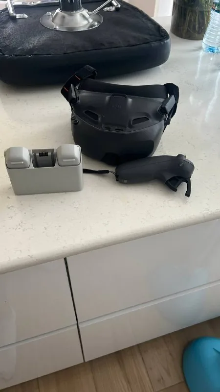 Очки и джойстик для дрона DJI