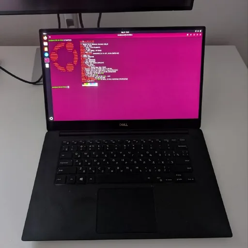 Dell XPS 15 7590 laptop