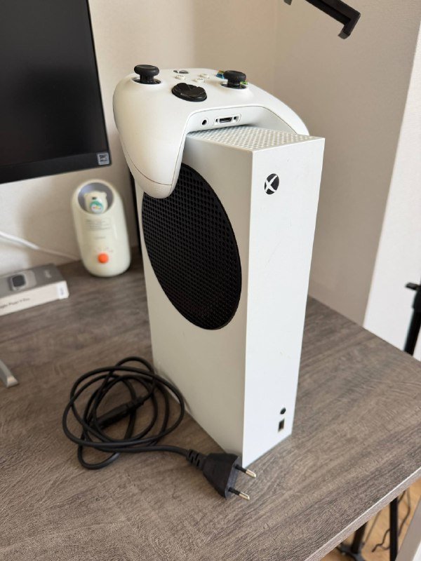 Xbox series S консоль с геймпадом 512 Gb 4