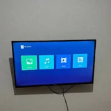 Мужские штаны, утюжок для волос, телевизор Hisense H43M2100 4