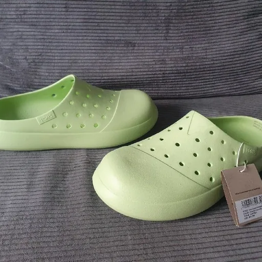 Мужские шлепки Toms