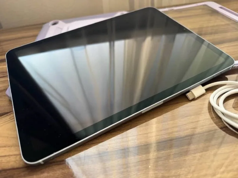 iPad Air 4 3