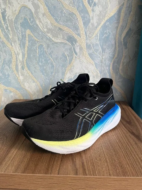 Беговые кроссовки ASICS Gel Nimbus 25 1