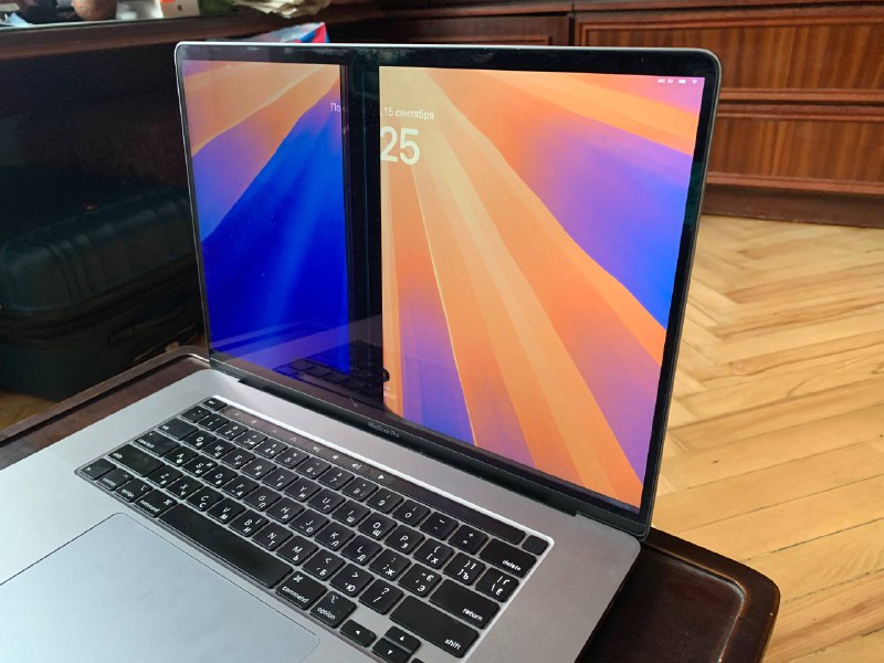 Macbook 16 pro 2019 i9 1tb 16gb 5500m 3