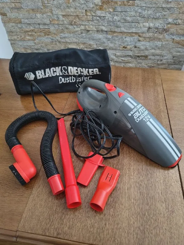 Автомобильный пылесос Black & Decker Auto Dustbuster 12V