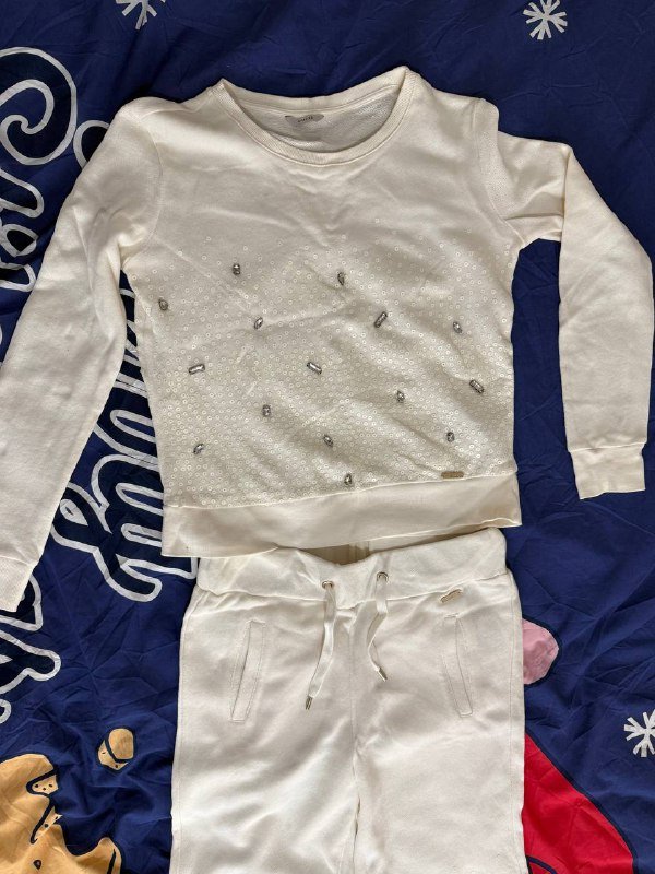 Костюмы женские Guess, Juicy Couture, Amisu, Tommy Jeans 3