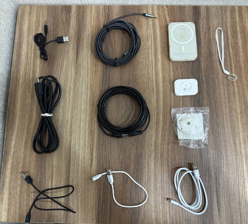 Кабели HDMI, Type-C, USB, аудиокабели, крепление, пауэр банк