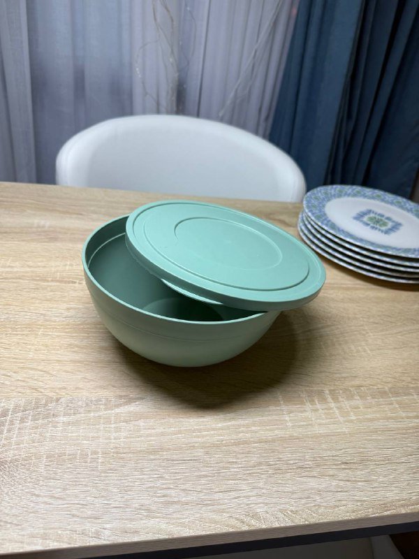 электрогриль, тарелки сервировочные, салатница, сковородка, вазы 5