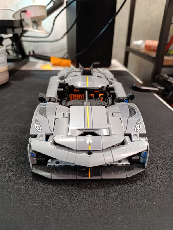 Lego Koenigsegg Jesko Absolut Grey Hypercar