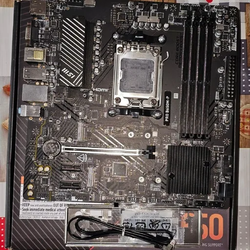 Материнская плата MSI B650M-P