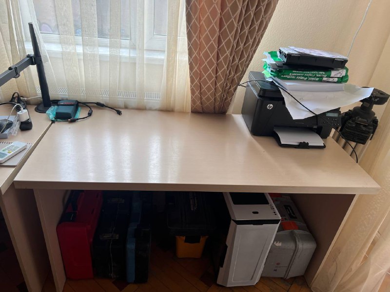 столы