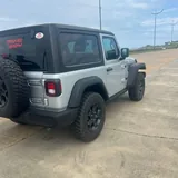 Jeep Wrangler 3