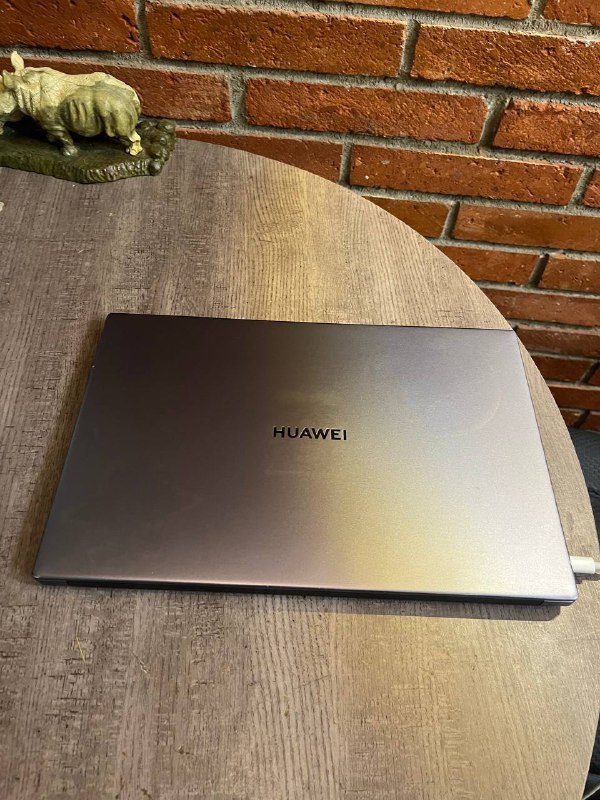 Ноутбук Huawei NBL-WAQ9R 14 дюймов AMD Ryzen 5 8
