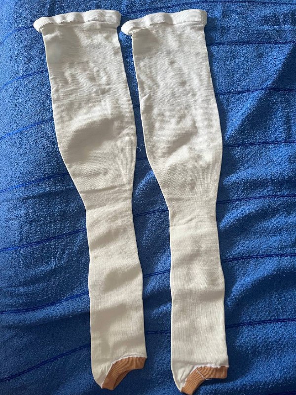 Кофточка коралловая, юбка фиолетовая, чёрное платье H&M, платье Love Republic, платья чёрное и цветное, компрессионные чулки, кожаные перчатки зимние 7
