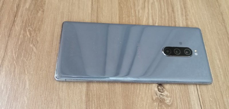 Телефон Sony Xperia 1 4