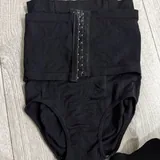 Утягивающие трусики 1