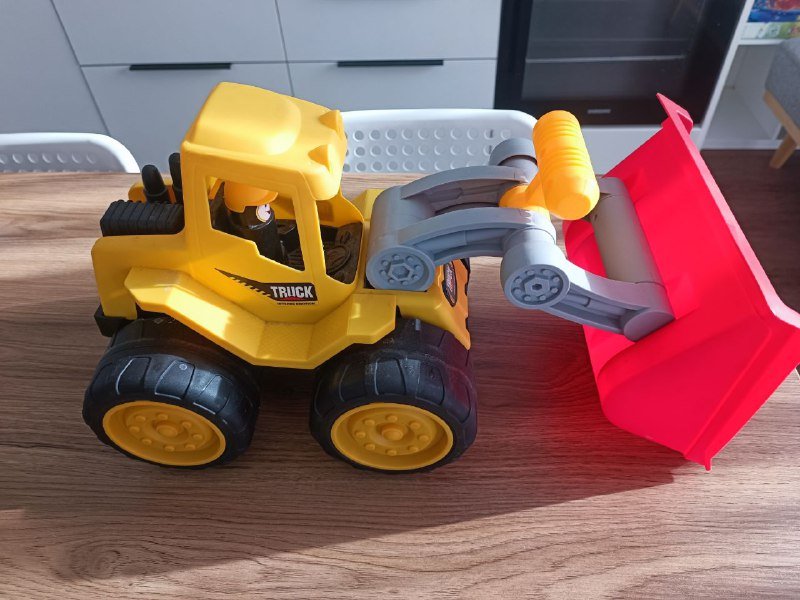 Деревянные кубики, музыкальная пирамидка, трактор, игровой автомат 2